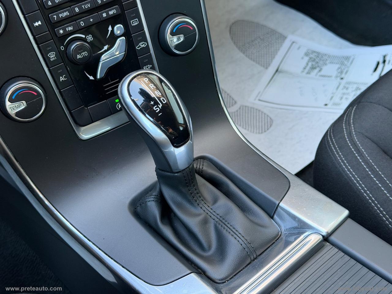 VOLVO V60 D2 Geartronic Business