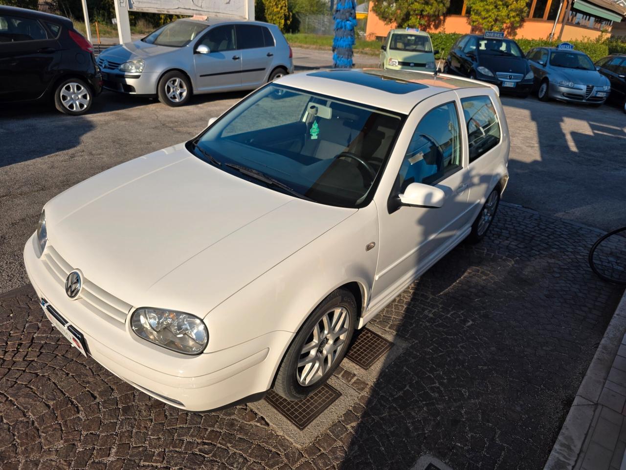 Volkswagen Golf 1.9 TDI/115 CV cat 3 porte Highline 401.000km