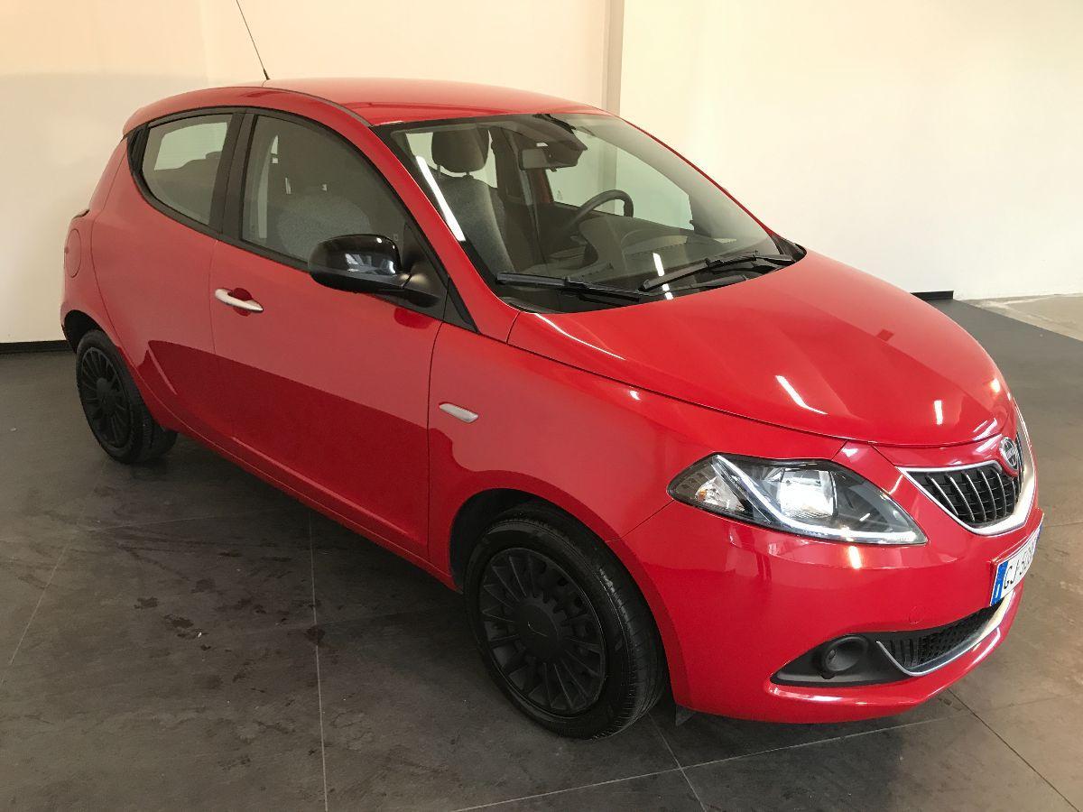 LANCIA Ypsilon 1.0 5p. Hybrid Silver