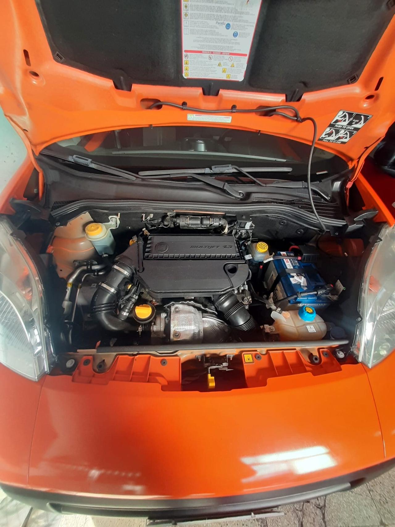 Fiat Qubo 1.3 MJT 95 CV Trekking