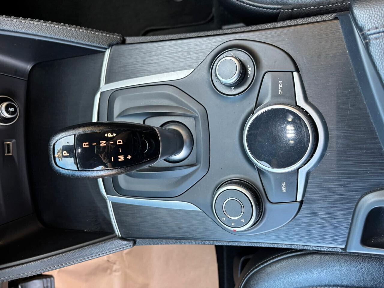 Alfa Romeo Stelvio 2.2 Turbodiesel 180 CV AT8 RWD Super/*-