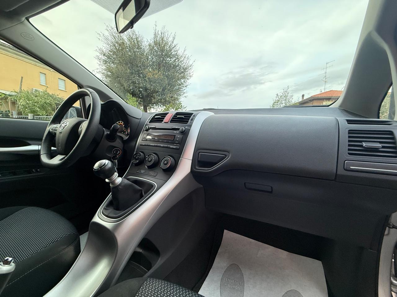 Toyota Auris 1.3 Benzina 5p Sol - 2011 COME NUOVA!