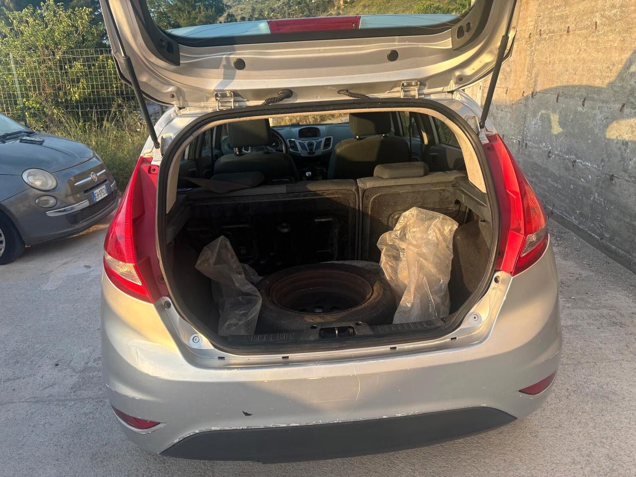 Ford Fiesta 1.4 5 porte Bz.- GPL Titanium