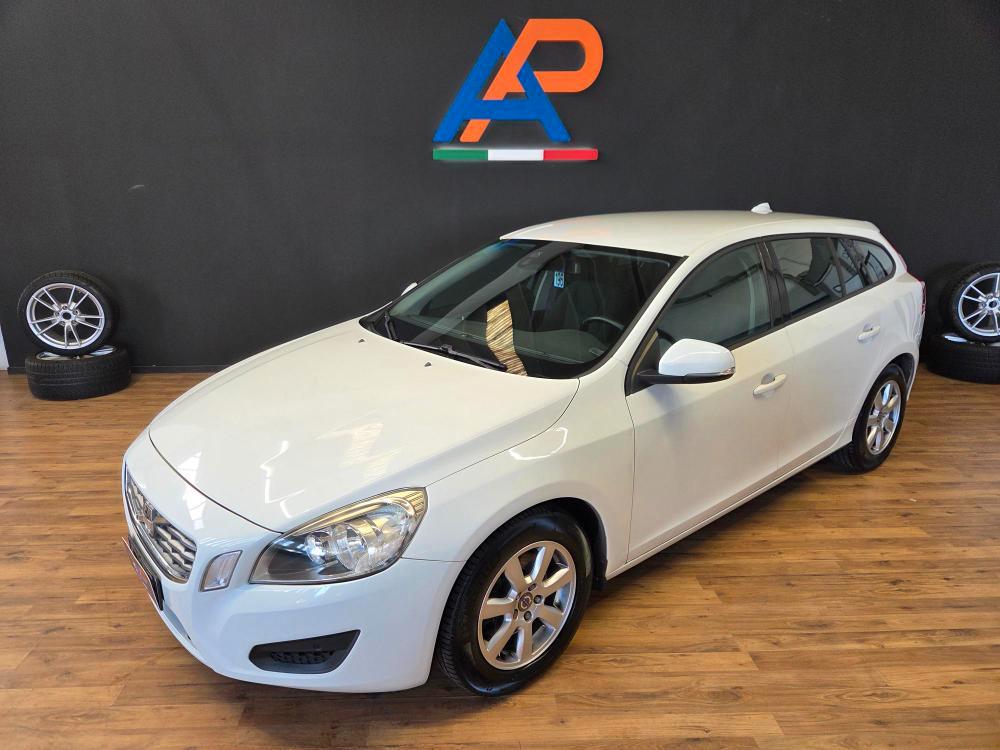 Volvo V60 1.6 d2 (drive) Momentum