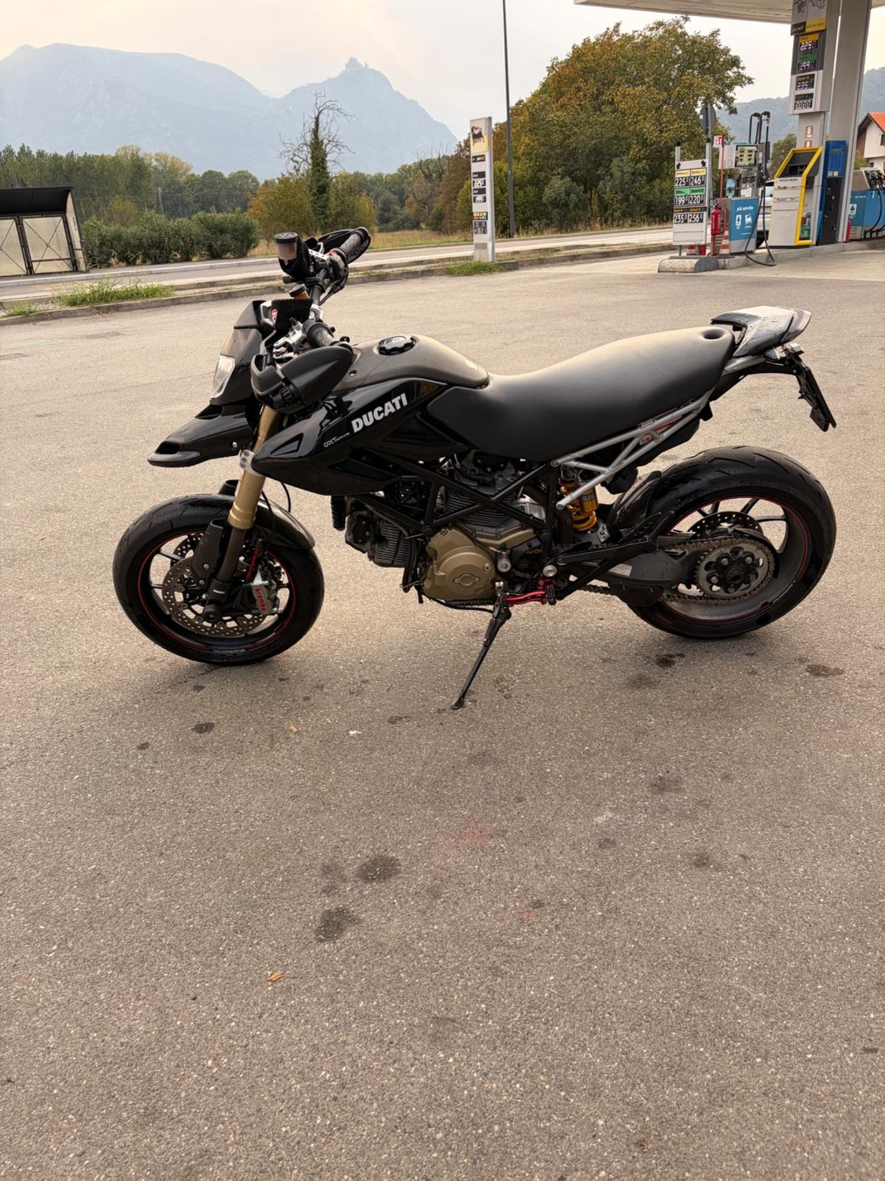 Ducati Hypermotard 1100 S