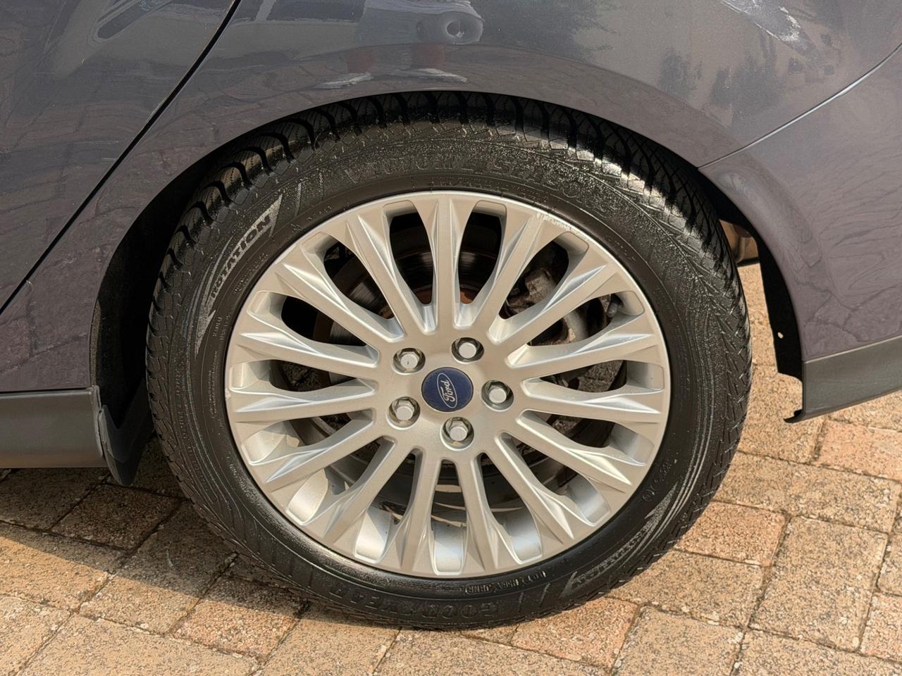 Ford Focus 1.6 120 CV GPL Titanium
