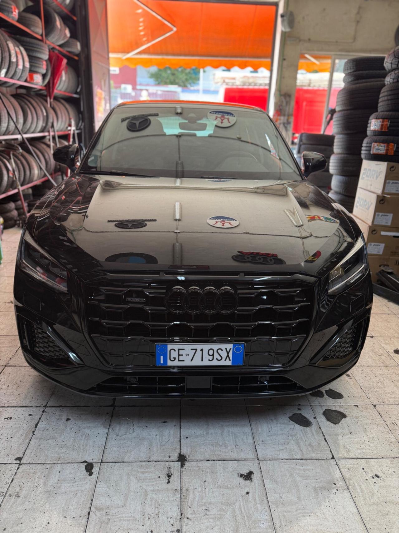 Audi Q2 35 TDI quattro S tronic Virtual Identity Black