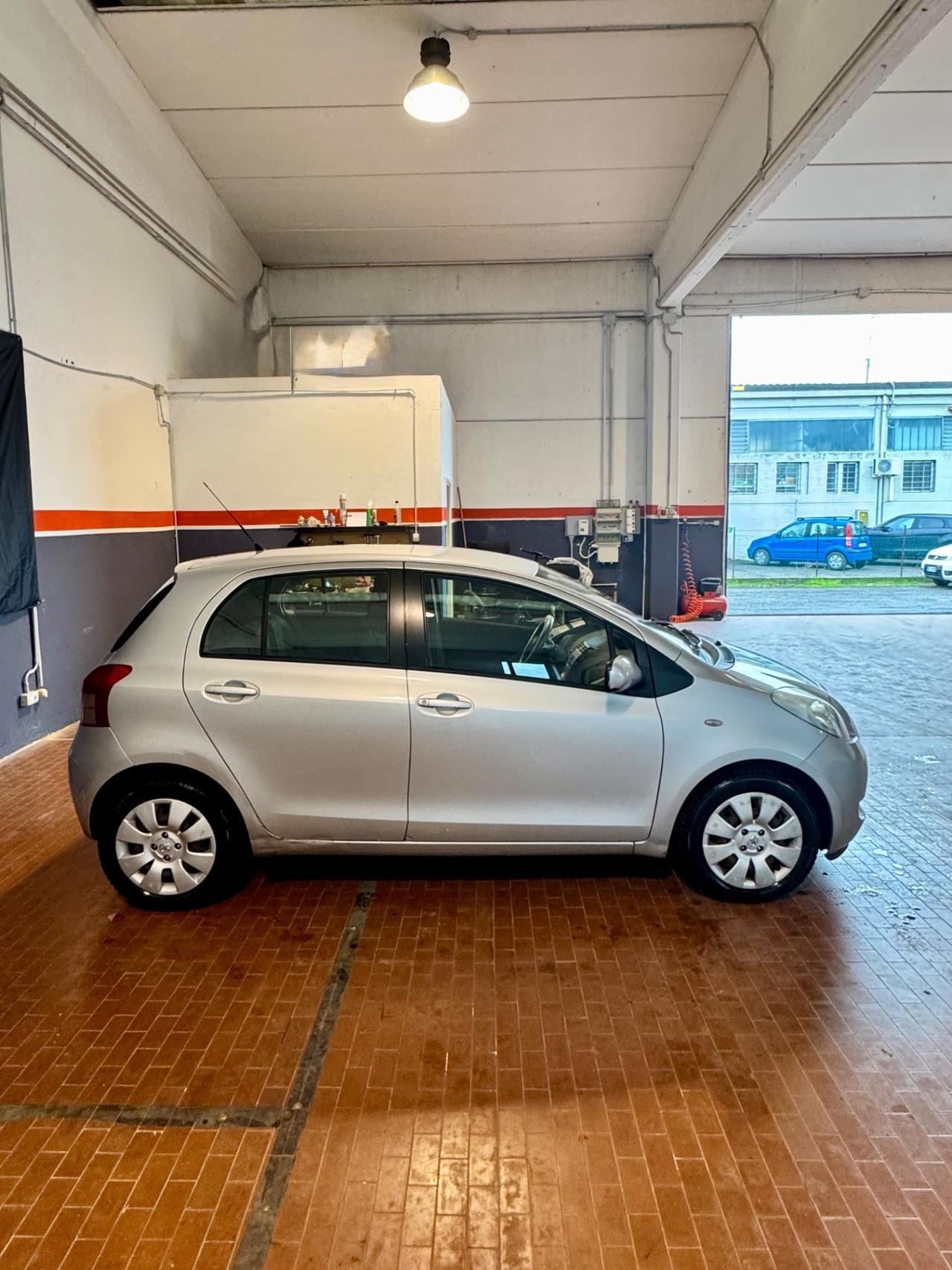 Toyota Yaris 1.3 5 porte M-MT Sol