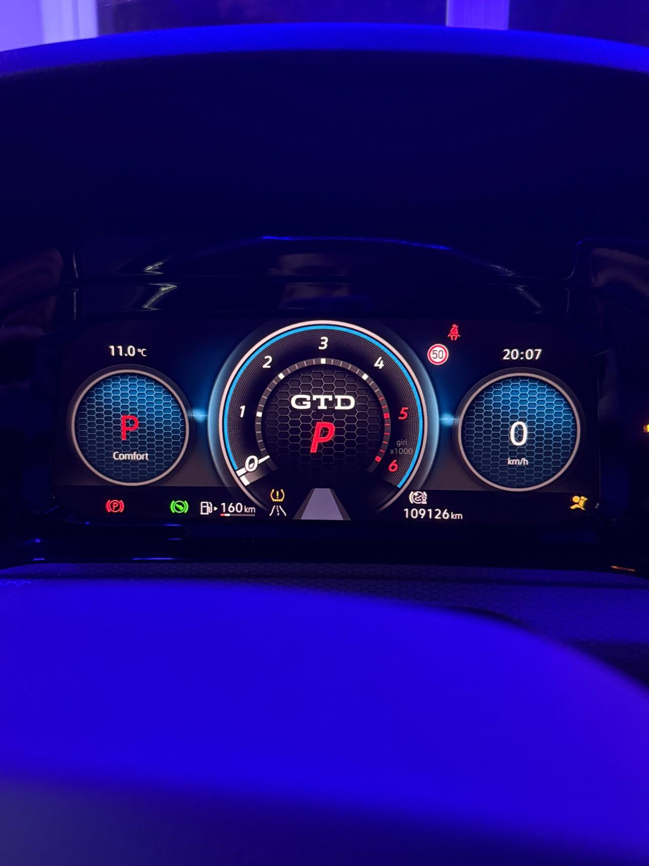 Volkswagen Golf 8 2.0 TDI DSG GTD