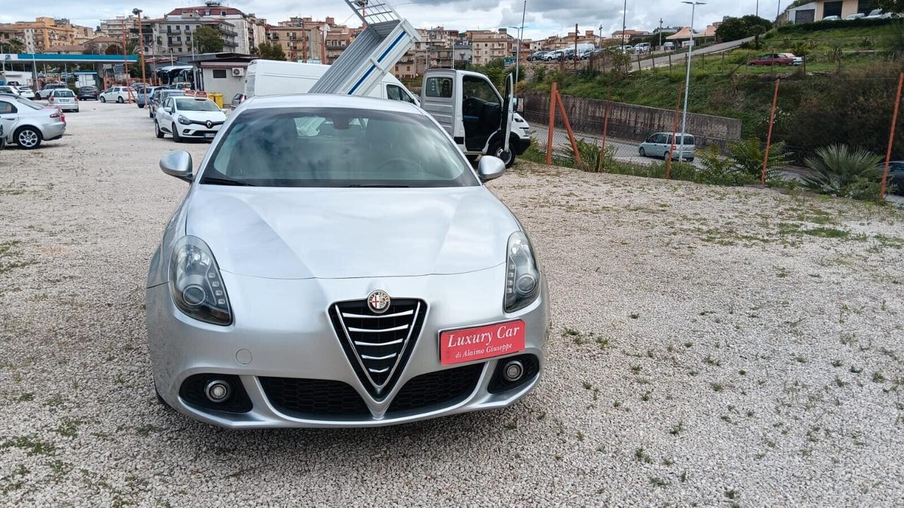 Alfa Romeo Giulietta 1.6 JTDm-2 105 CV Exclusive