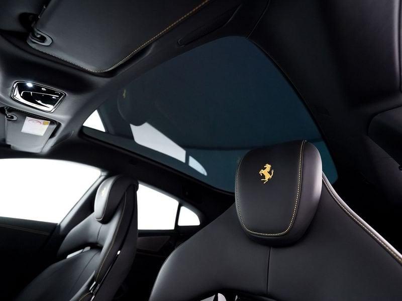 Ferrari Purosangue 6.5 V12 F1 DCT 4WD