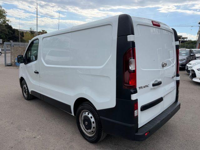 RENAULT Trafic T27 1.6 dCi 95CV