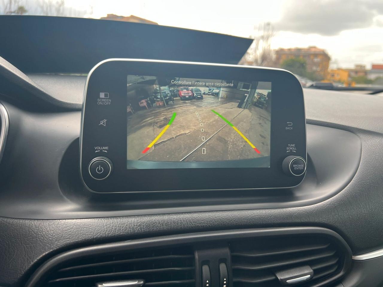 Fiat Tipo 1.6 Mjt SW Lounge retrocamera
