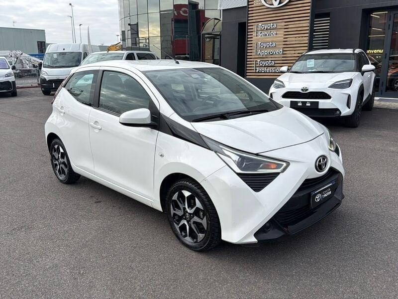 Toyota Aygo Aygo Connect 1.0 VVT-i 72 CV 5 porte x-fun