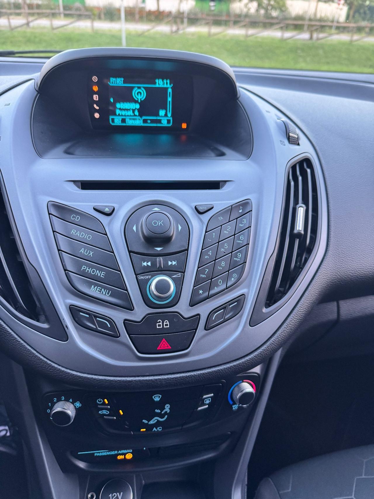 Ford B-Max 1.6 TDCi 95 CV Neopatentati