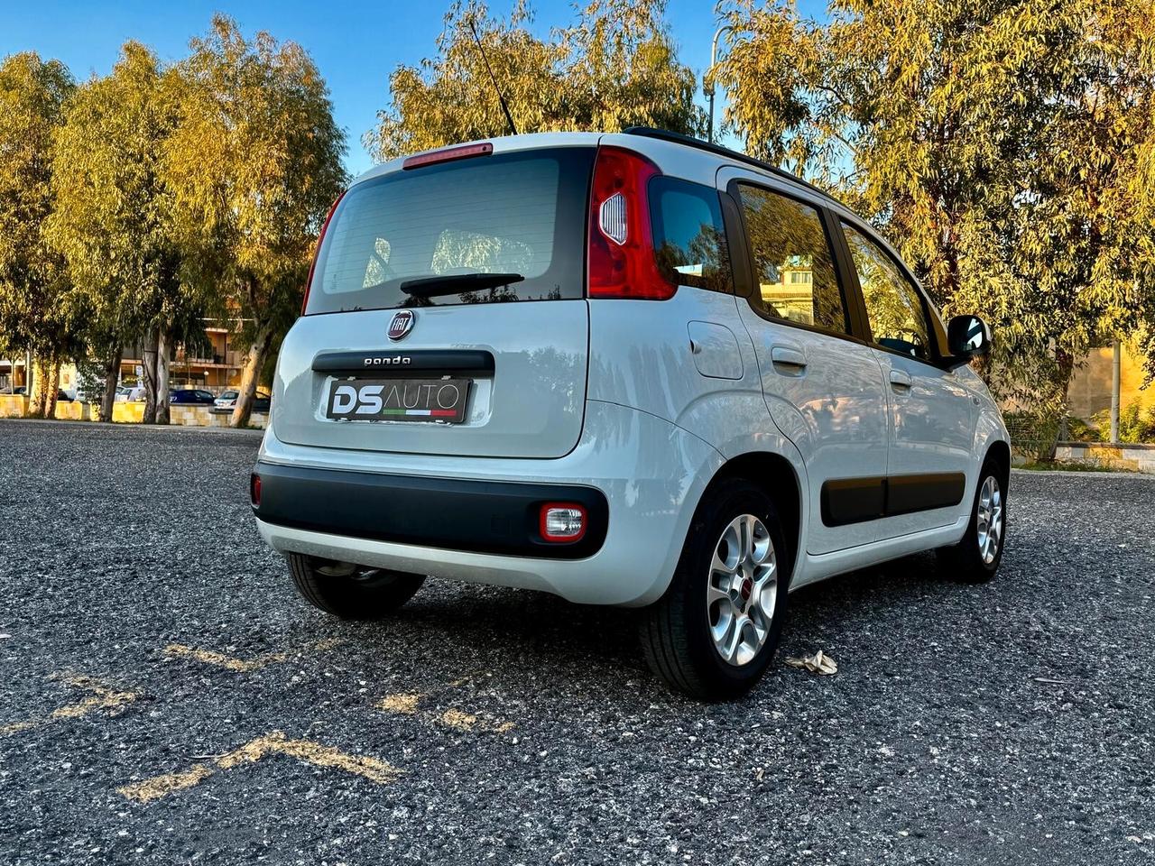 FIAT PANDA 1.2 LOUNGE UNI PROPRIETARIO