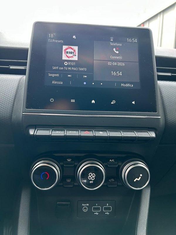 Renault Clio V 2019 5 Porte 1.6 E-TECH Hybrid 140cv Zen Auto autocarro