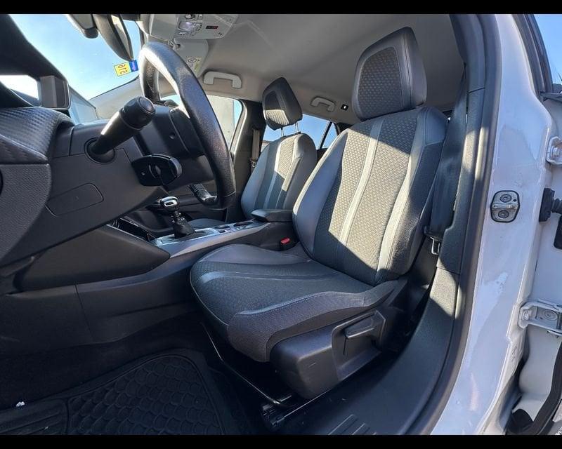 Peugeot 2008 2008 1.2 puretech Allure Navi Pack s&s 130cv