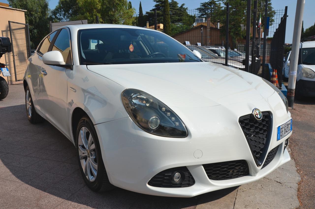 Alfa Romeo Giulietta 1.6 JTD 105CVDISTINCTIVE6MPREZZOSENZAVINCOLIUNIPRO'-GARANZIA12 MESI**DISTRIBUZIONE OK