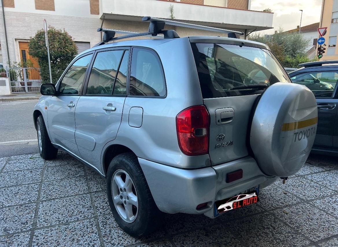 Toyota RAV 4 RAV4 2.0 Tdi D-4D cat 5 porte Sol