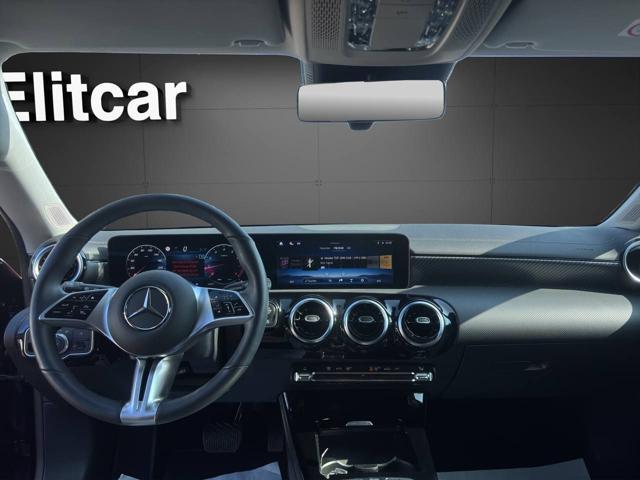 MERCEDES-BENZ CLA 180 Automatic Shooting Brake Advanced