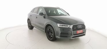 AUDI Q3 40 TFSI quattro S tronic Business Advanced