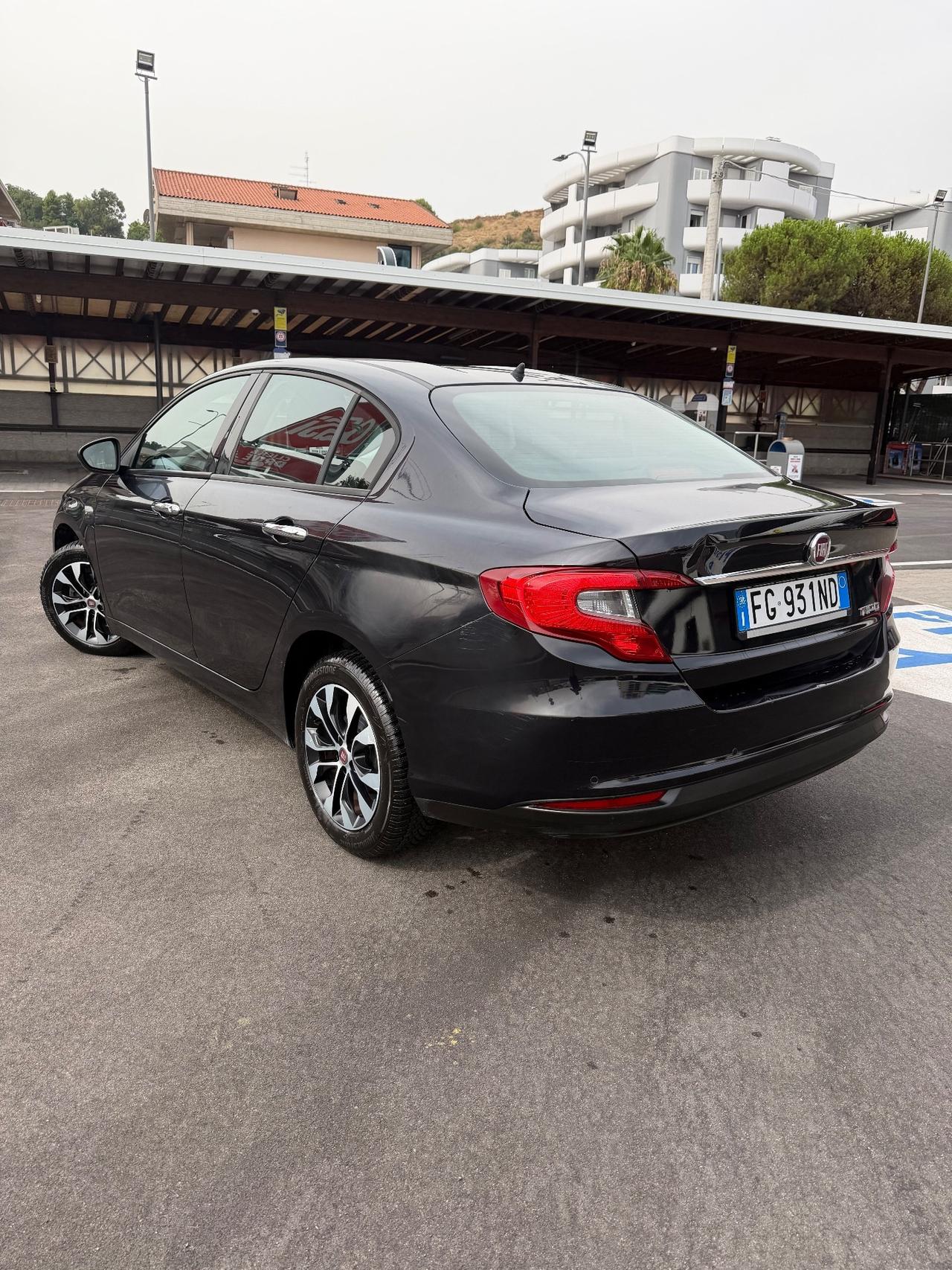 Fiat Tipo 1.3 Mjt 4 porte Easy