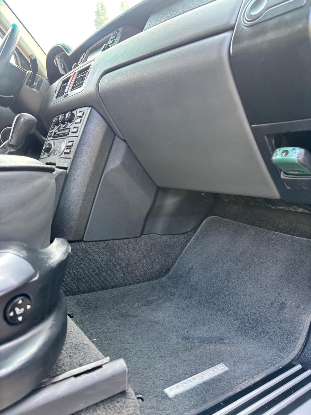 Land Rover Range 3.0 Td6 Vogue Foundry