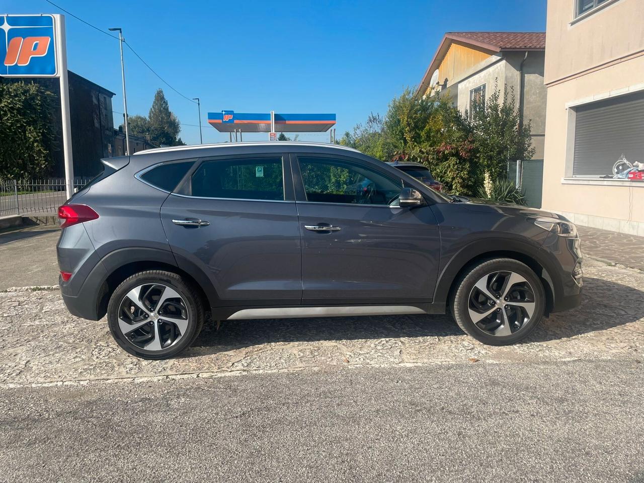 Hyundai Tucson 1.7 CRDi DCT XPossible