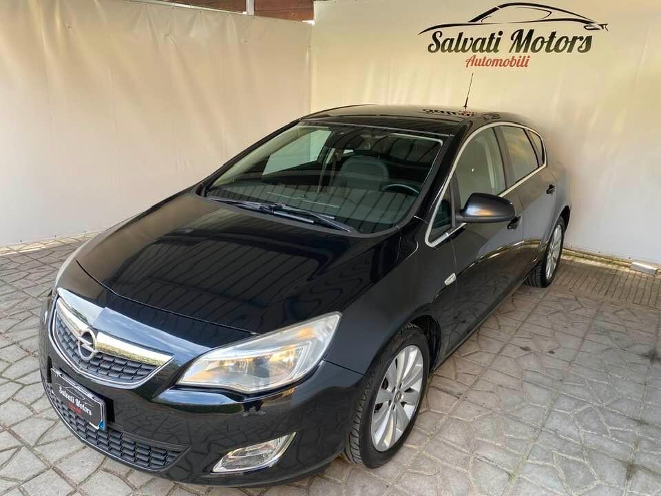 Opel Astra 1.6 115CV 5 porte Cosmo