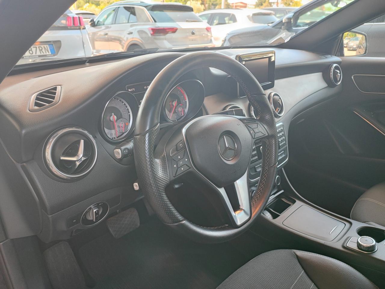 Mercedes-benz GLA 200 CDI Automatic Premium