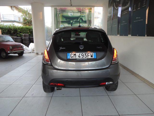 LANCIA Ypsilon 1.0 FireFly 5 porte S&S Hybrid Ecochic Gold