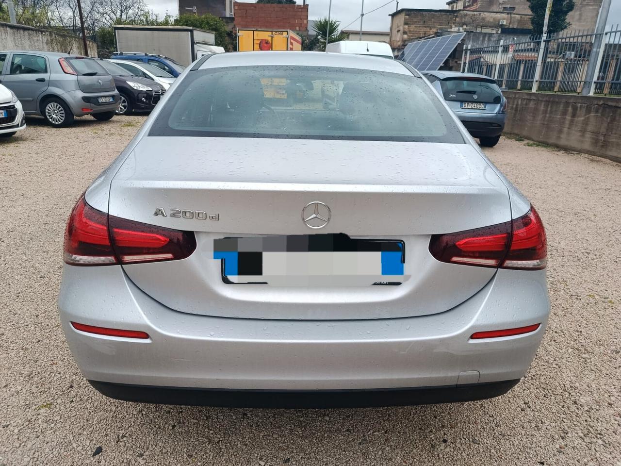 Mercedes-benz A 200 d Automatic Premium Sedan