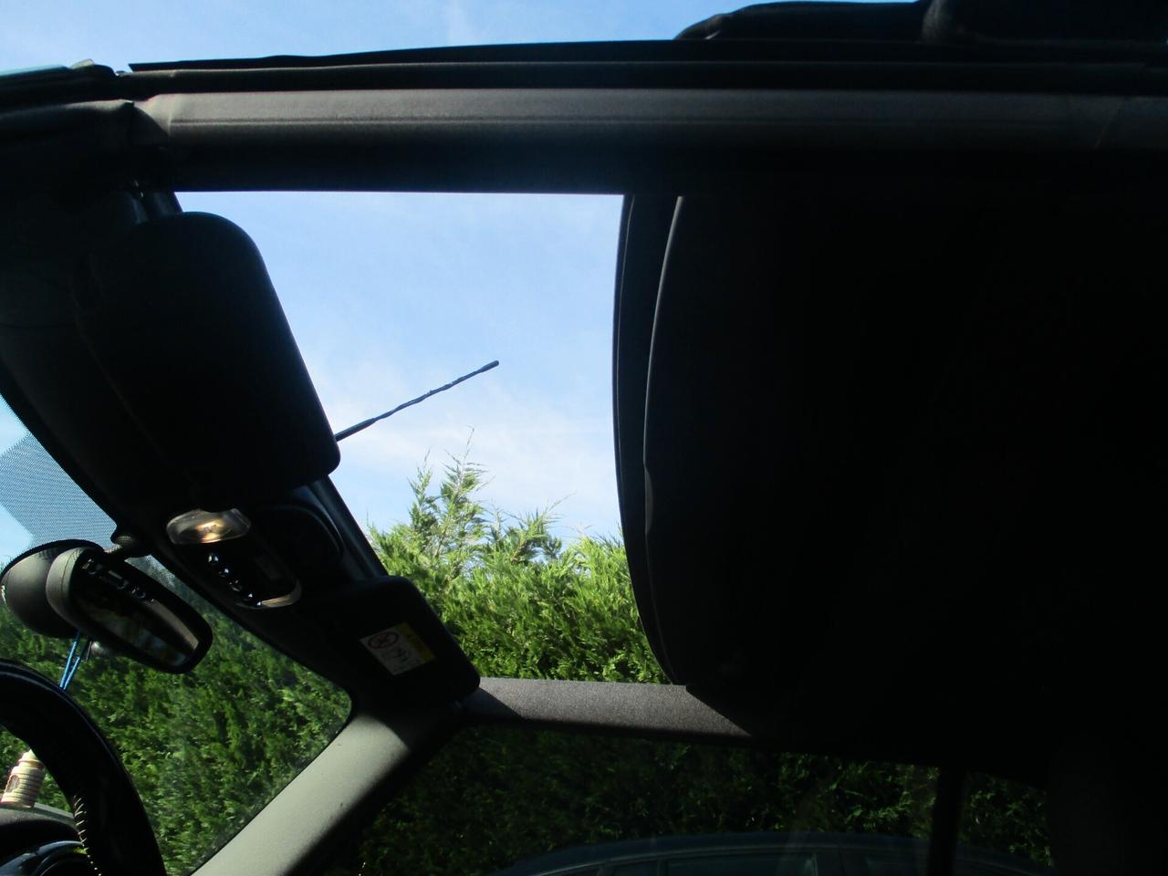 Mini Cabrio John Cooper Works S