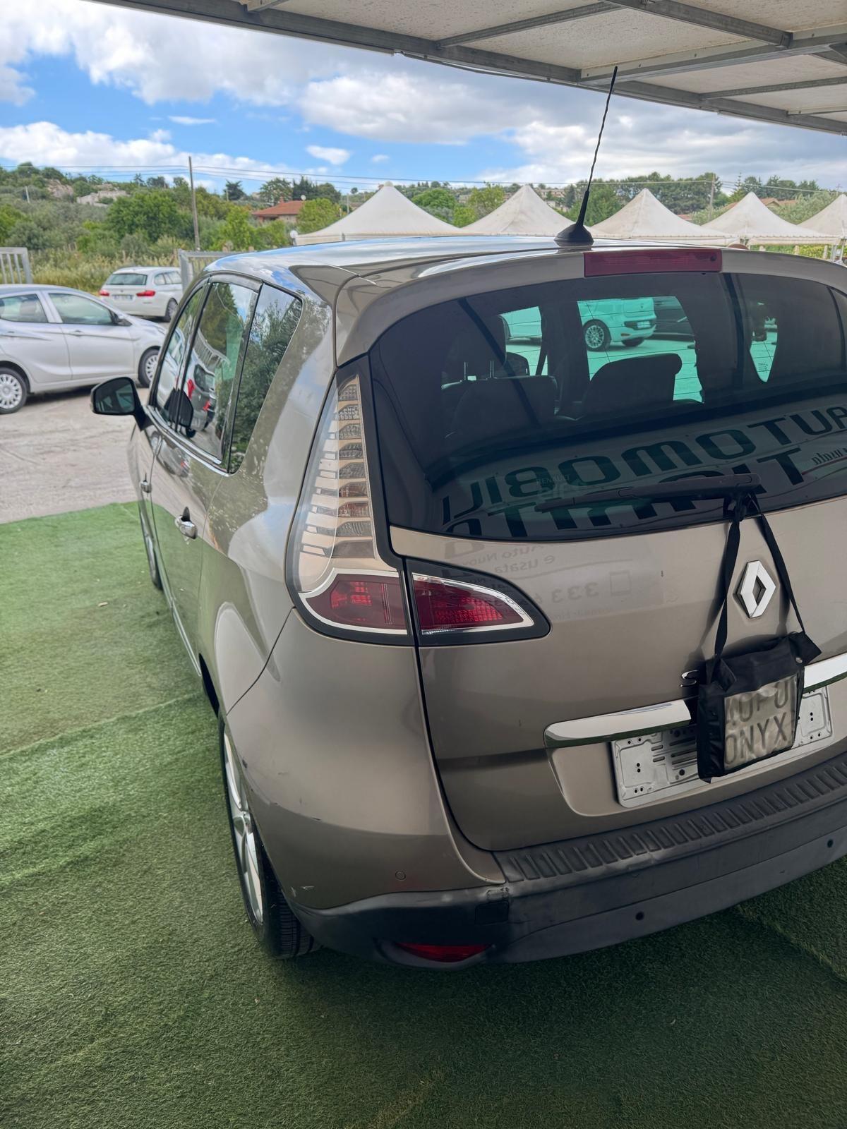 Renault Scénic XMod 1.5 dCi 110CV