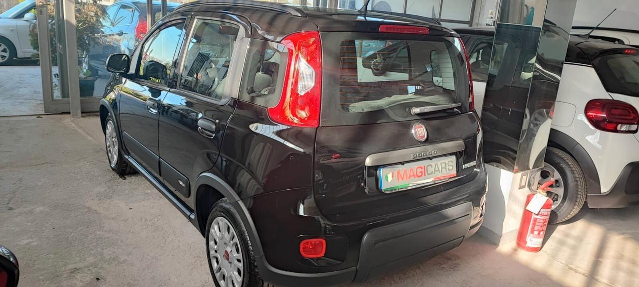 Fiat Panda 1.0 FireFly S&S Hybrid Pandina