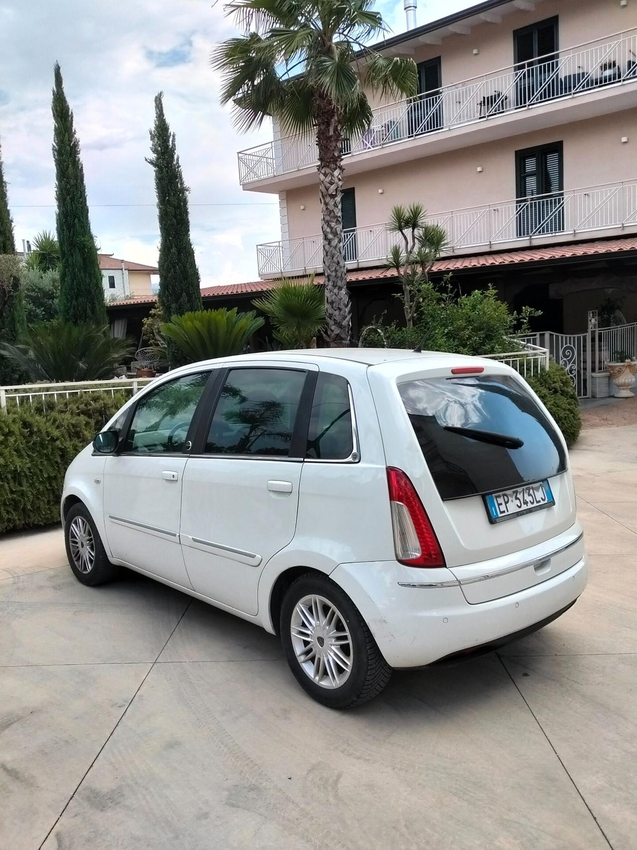 Lancia MUSA 1.4 8V Ecochic (GPL) Diva