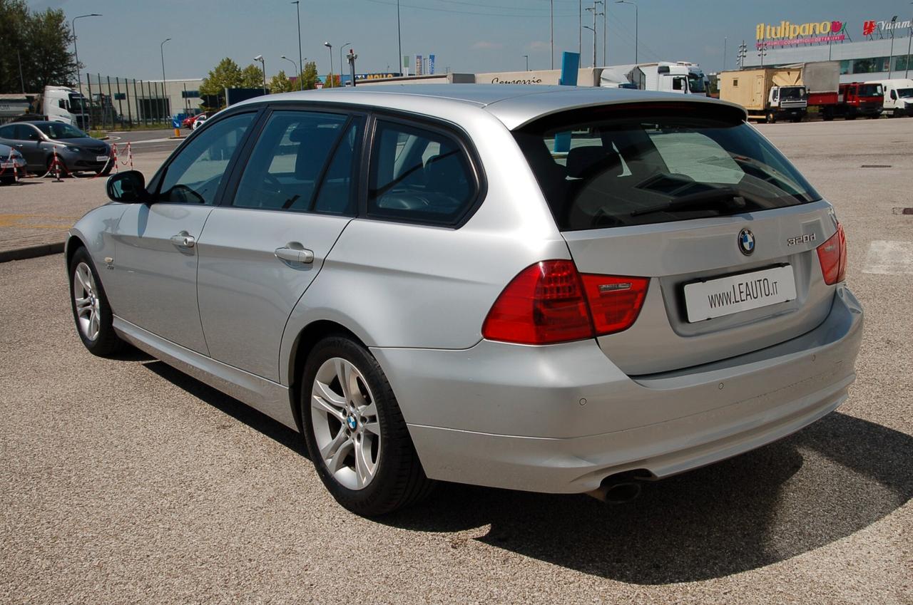 Bmw 320 320d cat xDrive Touring Attiva