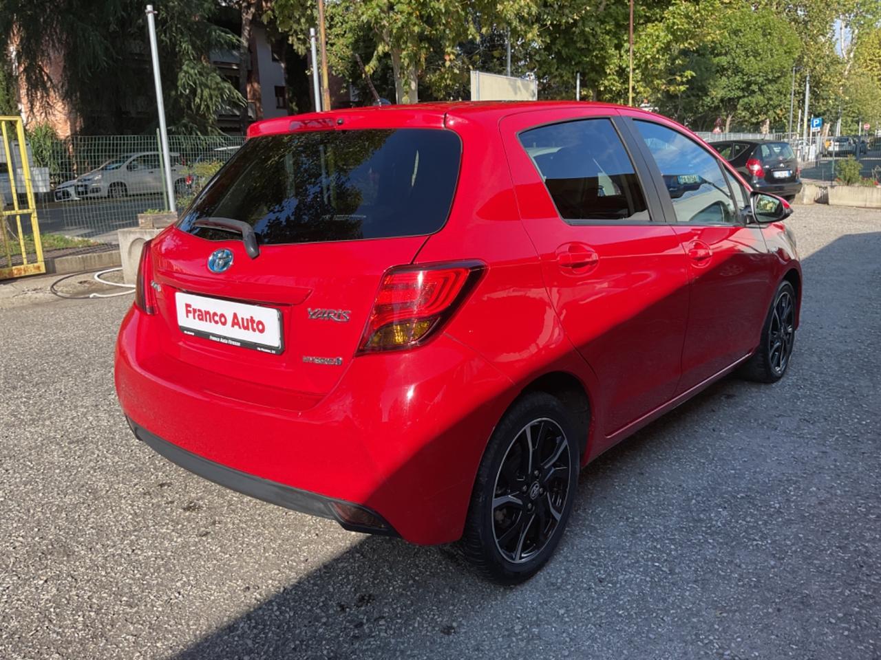 Toyota Yaris 1.5 Hybrid 5 porte OK NEOPATENTATI