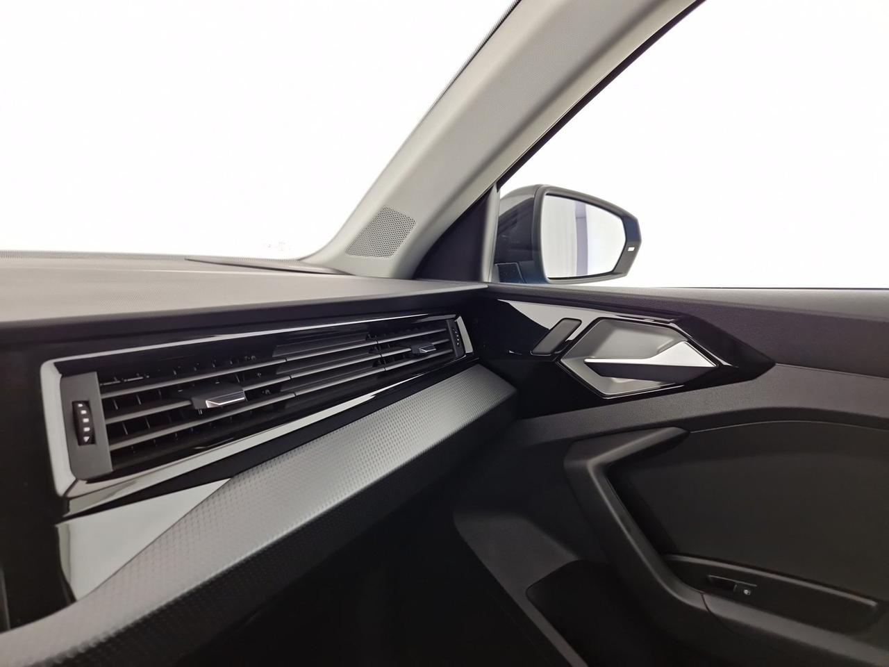 Audi A1 sportback 35 1.5 tfsi identity black s-tronic