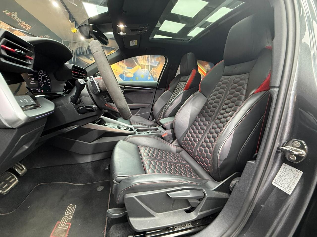 Audi RS3 Sportback 2.5 tfsi quattro s-tronic (330)