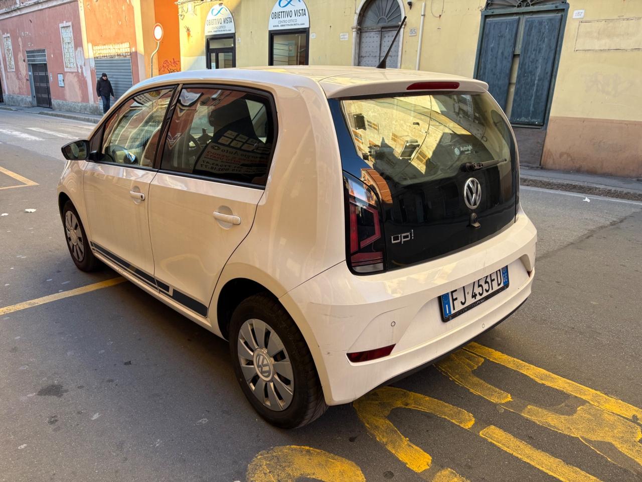 Volkswagen up! 1.0 75 CV 5p. high up!