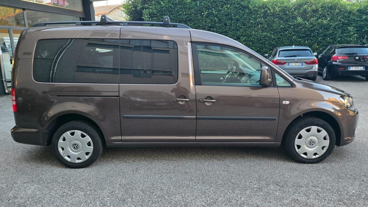 Volkswagen Caddy 7Posti Highline Maxi Neopatentati