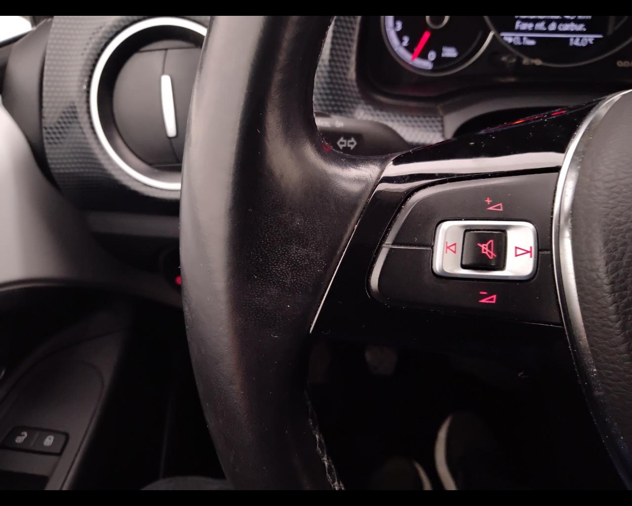 VOLKSWAGEN up! 3p 2017 - up! 3p 1.0 evo Color up! 65cv