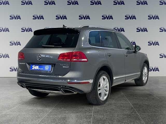 Volkswagen Touareg 2ª serie 3.0TDI 204CV tiptronic AWD Executive R-LINE