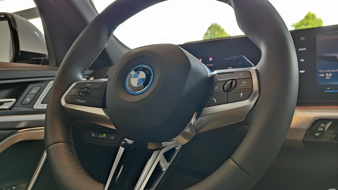 BMW SERIE X - X2 - U10 iX2 xDrive30