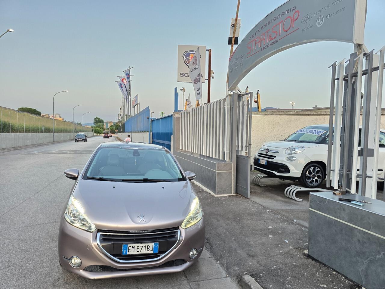 Peugeot 208 1.6 e-HDi 115 CV Stop&Start 3 porte Al
