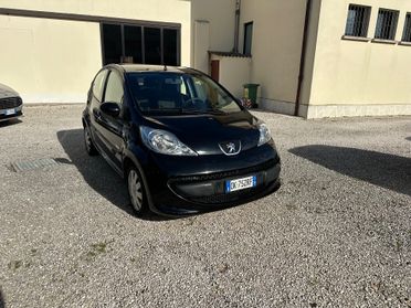 Peugeot 107 1.0 68CV 5p. Sweet Years