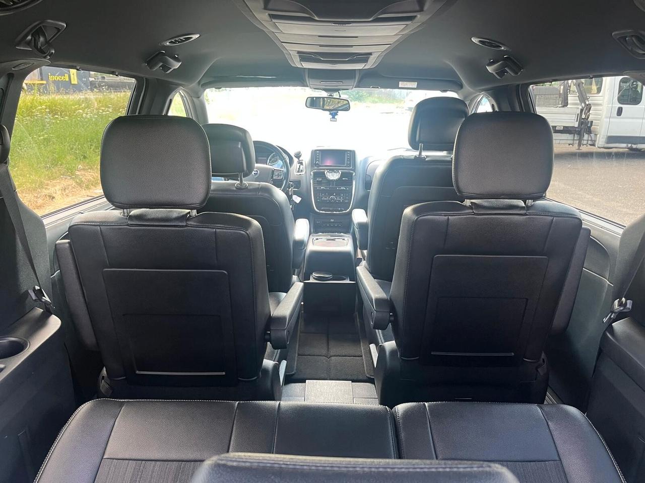 Lancia Voyager 2.8 Turbodiesel S 177 CV
