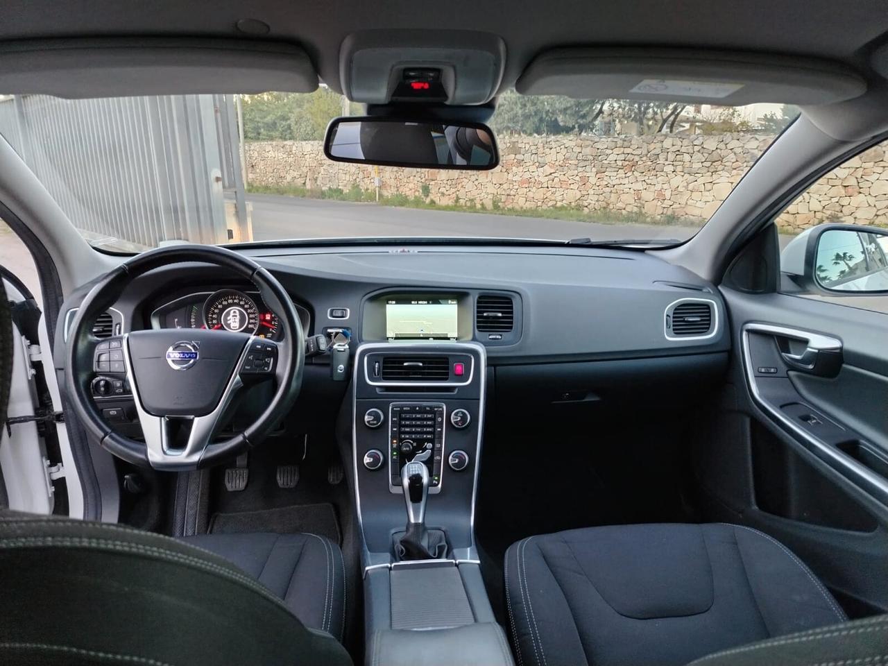 Volvo V60 D2 Momentum
